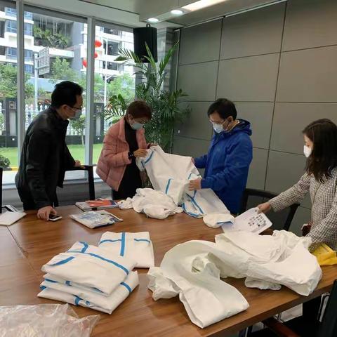 深圳市市场监督管理局光明监管局组织专家到辖区防护服生产企业开展上门服务