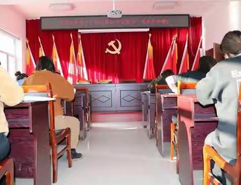 集中学习入脑入心 读书班上收获满满