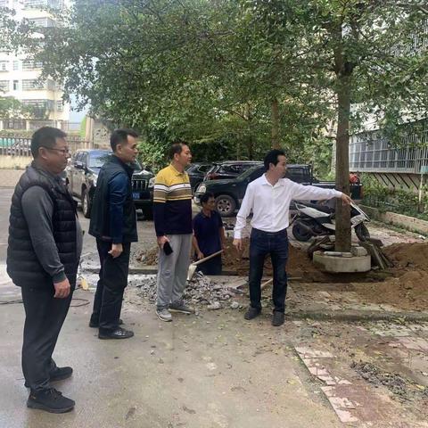 国家公园五指山分局钟仕进局长率队到琼中办事处开展调查工作