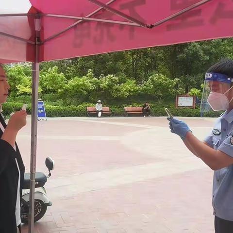 共创文明城市 电动车上牌进社区
