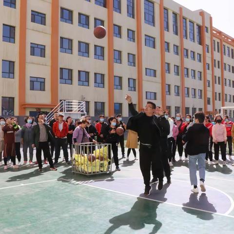 凝心聚力        快乐分享