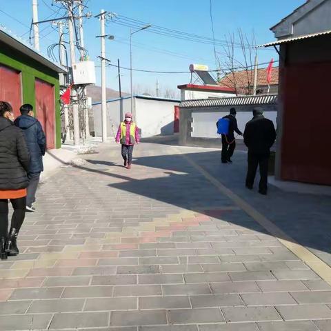 党建引领   防疫防控