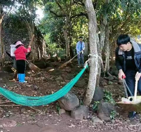 木棠镇薛宅村委会整治人居环境卫生工作