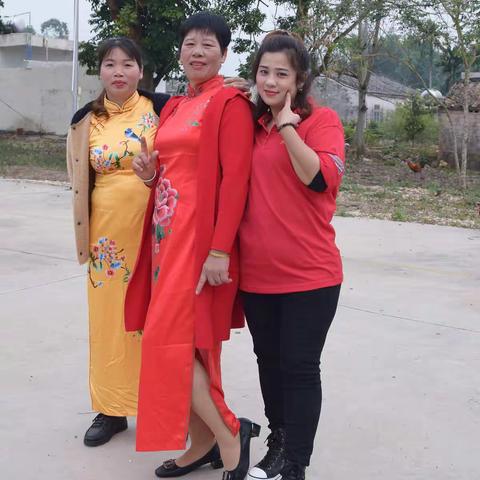 洗相片请报编号+张数，接龙。