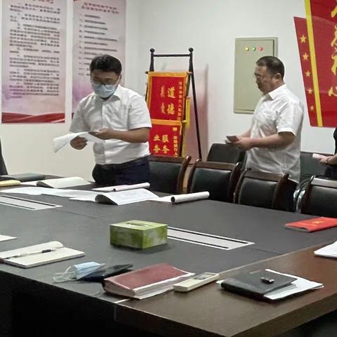 人民西建设大街联合党支部开展10月主题党日活动：“祝福祖国”学习伟人重要文献