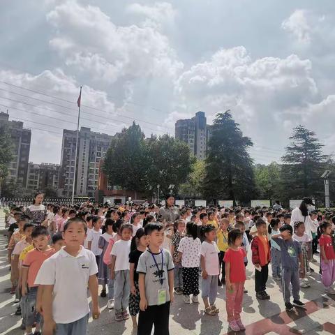 请党放心 强国有我——宿豫区文昌小学举行一年级入学仪式