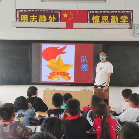 学党史、讲红色故事、绘制主题黑板报，尚店镇中心小学喜迎党的二十大