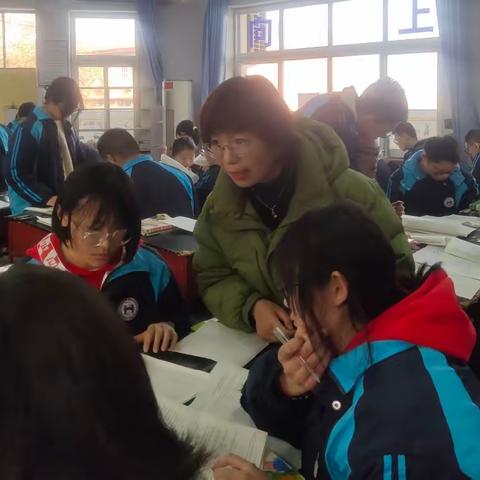 春暖花开，“娟娟”道来——汤阴县高级中学高三文科组语文同头课顺利开讲