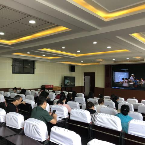 语文课堂，慢下来。