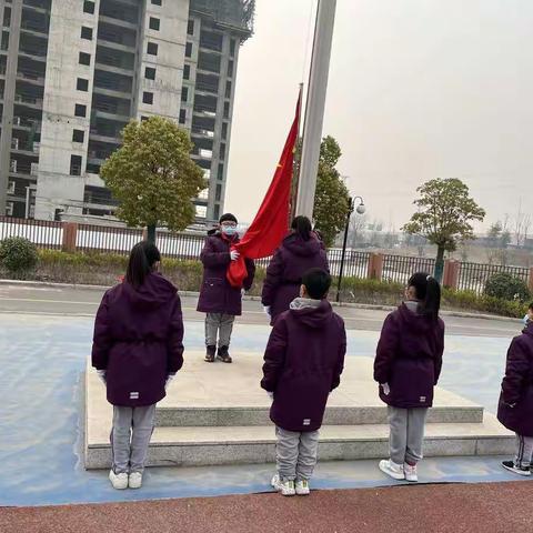 “乘风少年   向光而行”——二七区盛安路小学2023年春季开学典礼