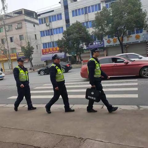 吴宁中队开展学士路共建