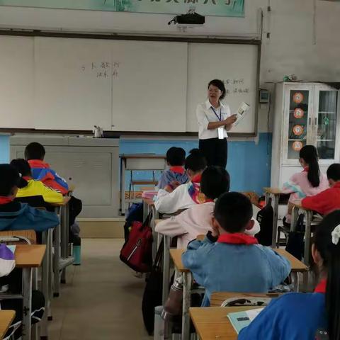 教学视导促发展，笃实践行谱新篇—东龙镇义合小学教学常规视导
