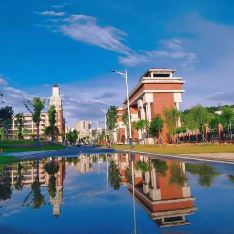 青春好景君须记，最是扬帆起航时—记2208班开学第二天