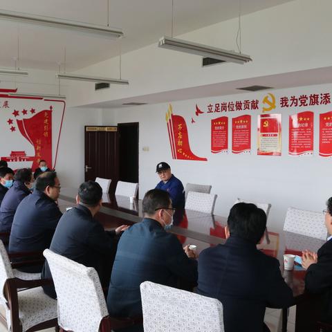 细播新绿寄语深  ，深情厚谊助育人，——我校党委书记常如敏率队到普阳钢铁座谈交流