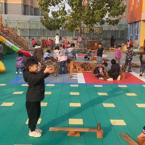 第一实验幼儿园滨湖分园大四班建构区观察记录