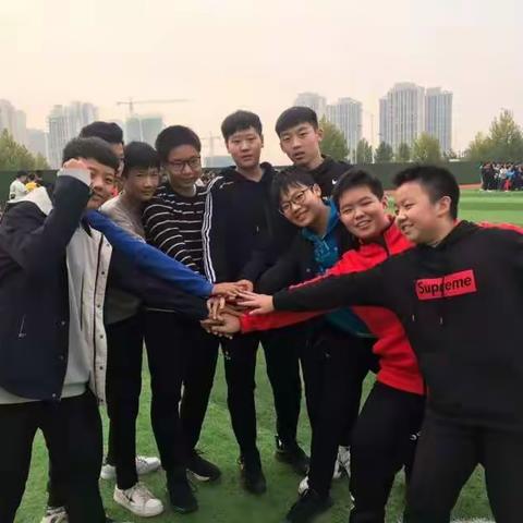 篮球跳跃，幸福奔跑——巩义市子华初级中学“培养情趣，释放天性”主题趣味篮球赛成功举行