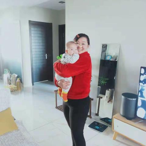 “明初心  念师情  暖人心”——伊宁市潘津镇皮里其小学“党旗映天山”送温暖党日活动