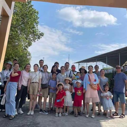 温馨“团”聚，遇“建”美好--记沱江镇第二小学综合组教师团建活动