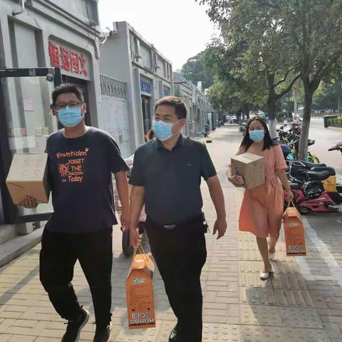 “八一”走访慰问，情暖军属、烈属