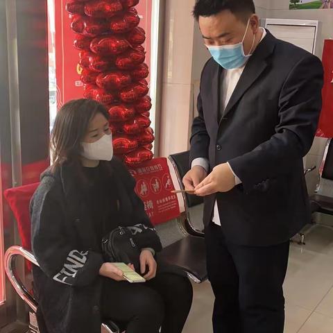 减费让利好政策，积极宣传得民心