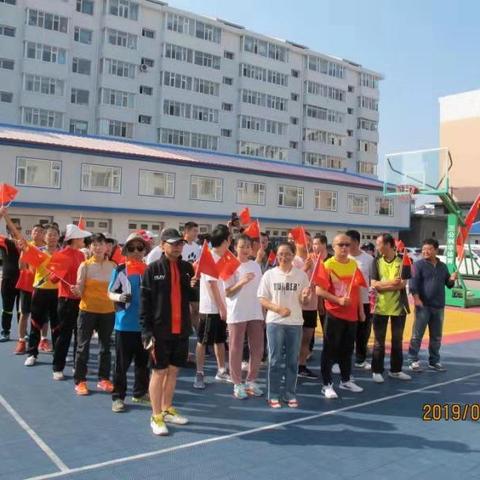 排球赛场的英姿与荣光