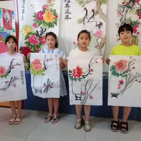 逸飞运兴艺术培训学校～周六绘画班🌺🌺🌺