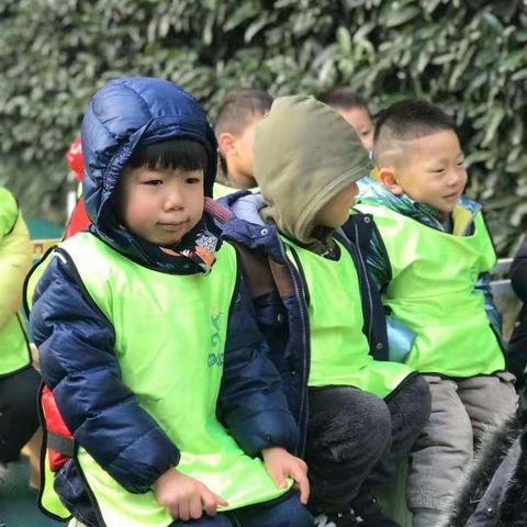 徐州阳光幼教第三届“李铁杯”少儿足球趣味大赛-绿地园