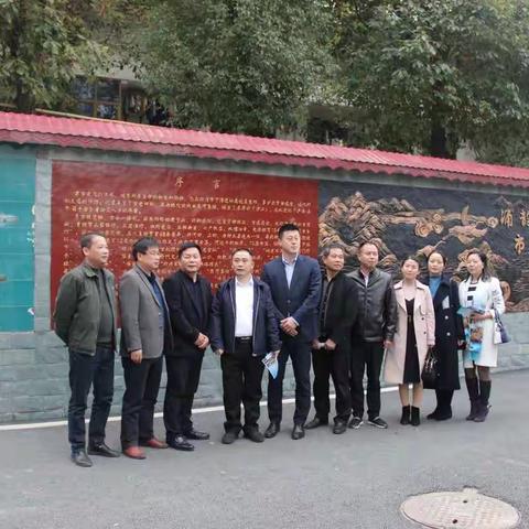 汨罗市政府考察团来我校考察学习