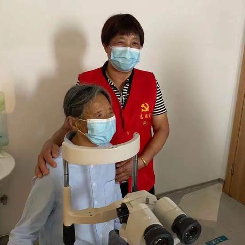 常怀公仆心，心系百姓情