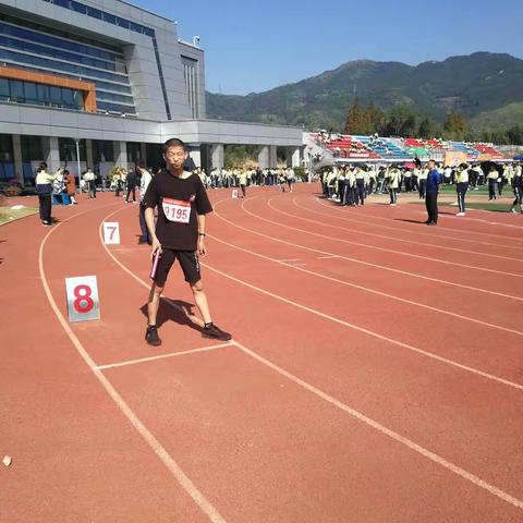 九（13）班运动会的第三天