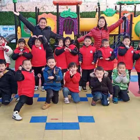 “时光匆匆，爱如潮水”——我们是快乐的大三班，我的小可爱们即又长大一岁啦，老师祝你们健康快乐，茁壮成长哦🌹