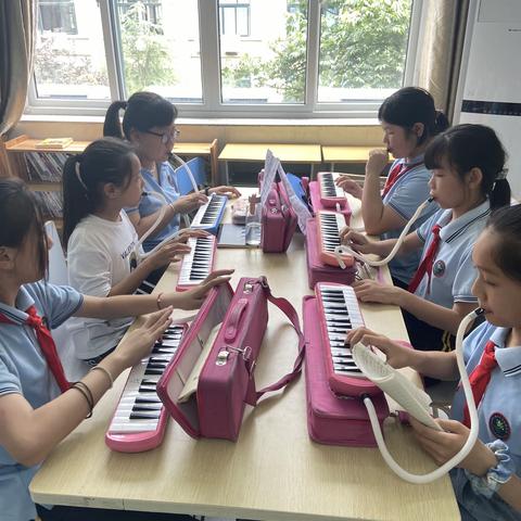 “奇趣琴声”中山小学南明校区口风琴社团