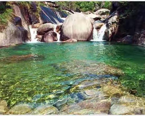 【亲亲教育】生的平凡 活的伟大--沂堂中小二年级三班观看《开学第一课》活动纪实