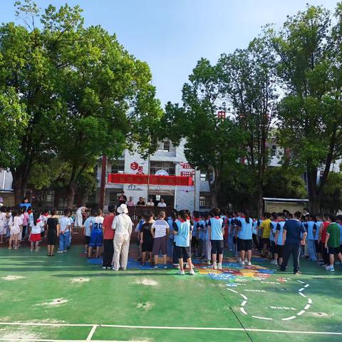 秋高气爽启新程--丝宝小学2025年秋季开学典礼圆满举行