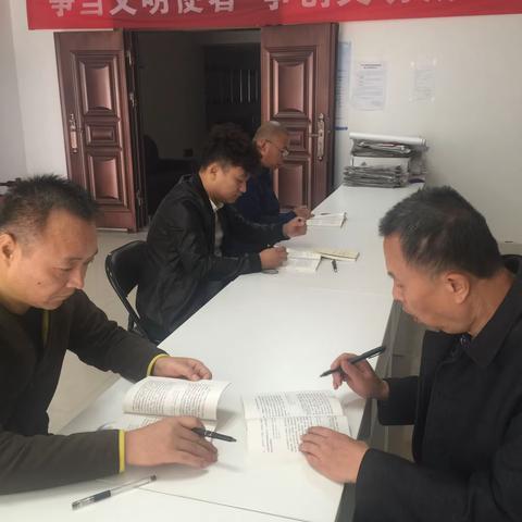 新城区城棚改事务中心领导督导检查石家街社区学习教育活动开展情况