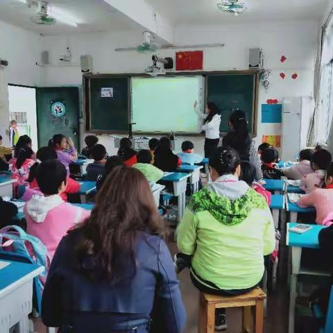 《蚂蚁做操》双三课