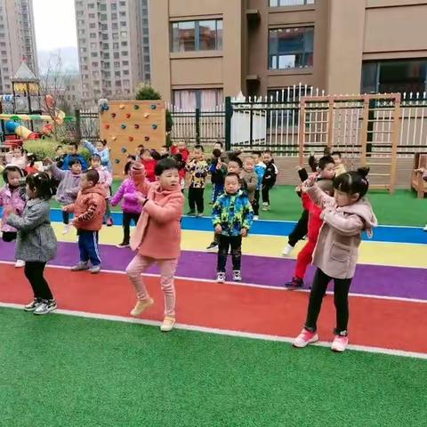 新河湾幼儿园博文班第九、第十周孩子精彩瞬间