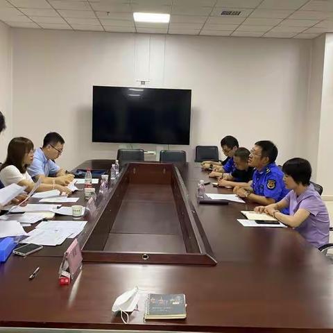 市分类中心一行检查我区生活垃圾分类工作