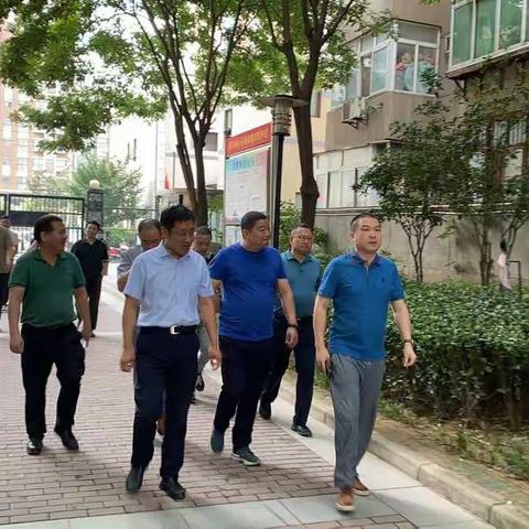 市城管局一行检查我区厨余垃圾垃圾收运工作