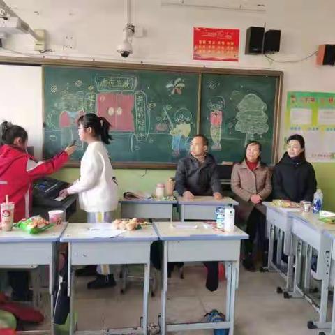 欢歌笑语迎元旦，扬帆启航新征程一一城镇小学六年级“喜迎元旦”活动记录