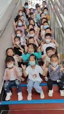 遇中秋，知中秋    金外滩幼儿园中四班中秋月饼《品尝会》