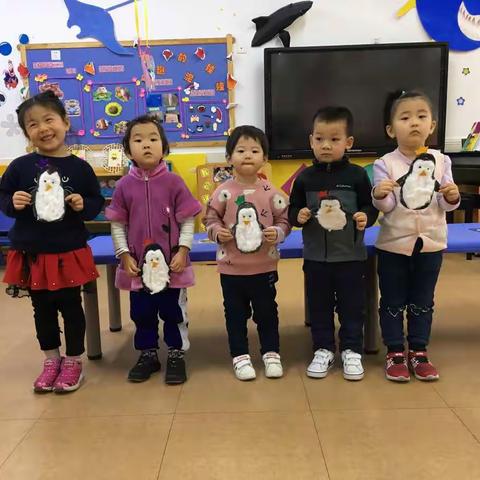 大兴三幼首邑园小三班开展“欢欢喜喜过新年”活动