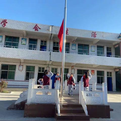 高平镇第一中心小学《艺术润我心，美育促成长》主题升旗仪式