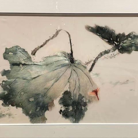 参观“中国工艺美术馆”