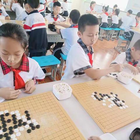 新体路小学携手乌兰察布市棋院、集宁区围棋协会