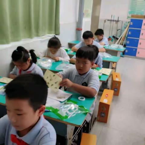 解放路小学 STEM主题课程 三6班 9月14日课程回顾