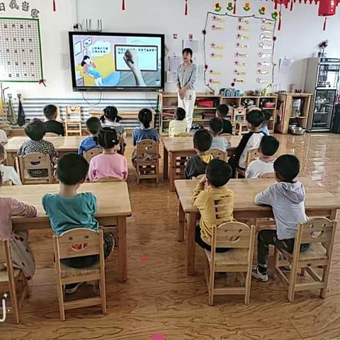 童馨乐托幼园中一班母亲节主题活动