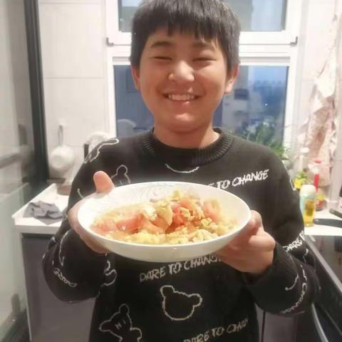 烹然心动 乐享美食 ——临沭第二实验小学劳动实践之做菜篇