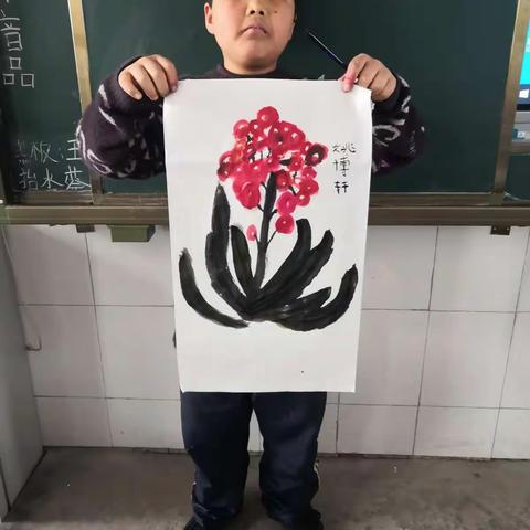 【故县镇中心小学】特色校本课程——国画  万年青