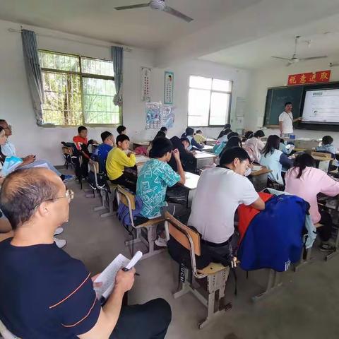 深耕细耘促发展系列活动之鄱阳小学“精彩课堂‍‍——共同成长”听评课活动